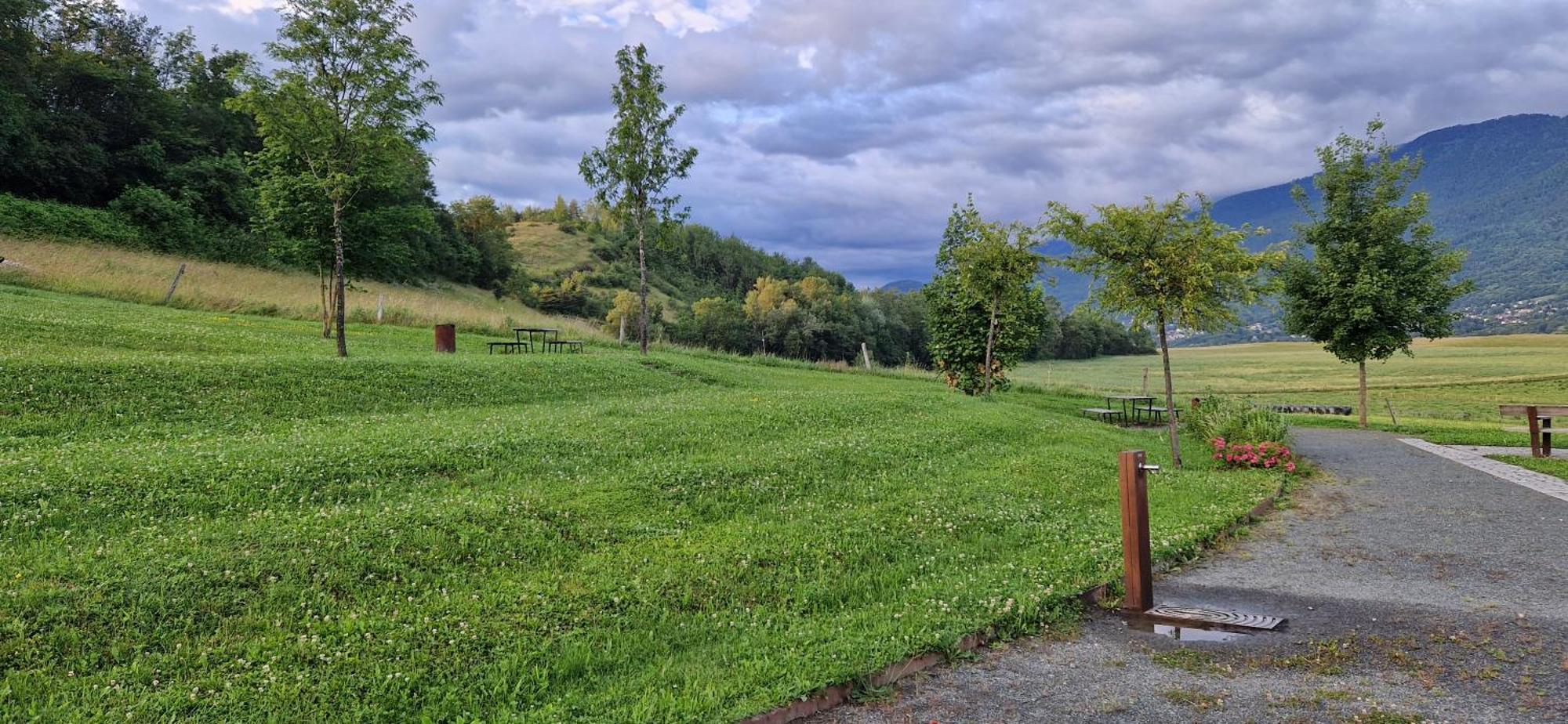 Appartement Cosy Et Confortable Brie-et-Angonnes ภายนอก รูปภาพ